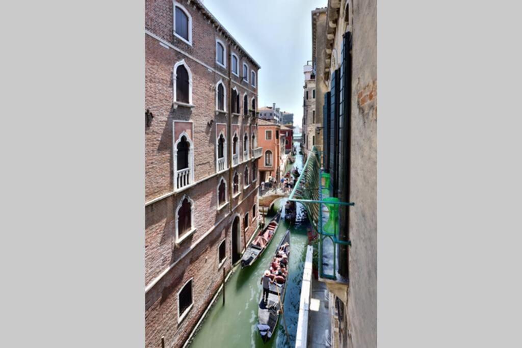 Leoncini With A Wonderful Canal View Венеция Екстериор снимка